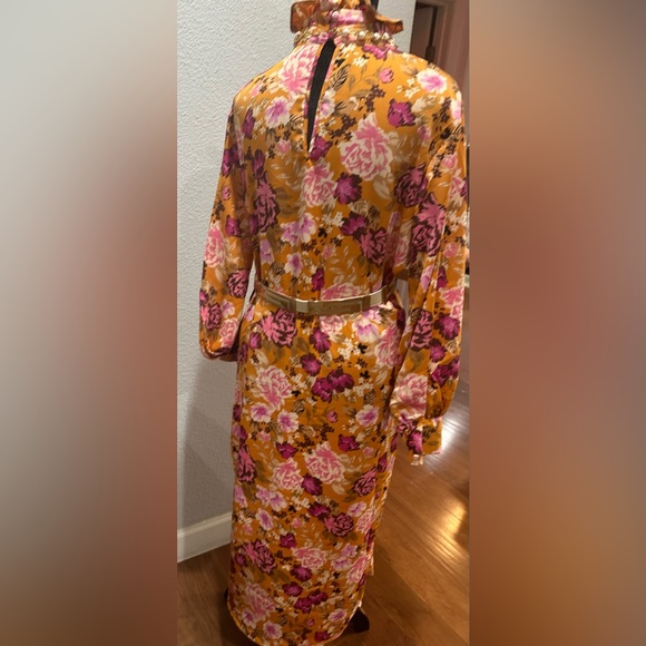 Like new long dress size M. Long sleeve Orange and pink - Picture 3 of 10